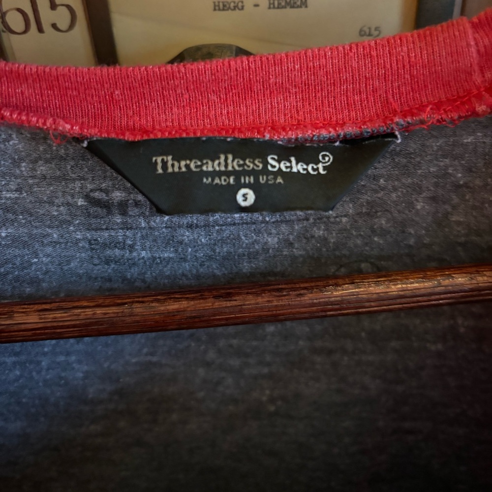 Threadless Select - Picture 4 of 4